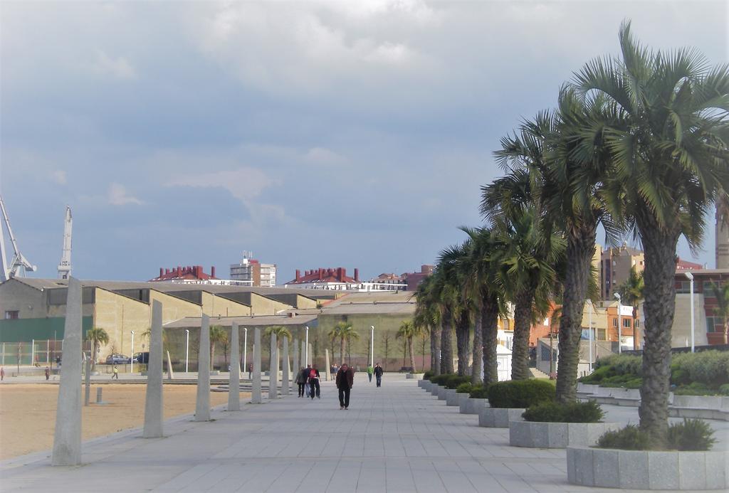 Espacio Gijon Poniente エクステリア 写真